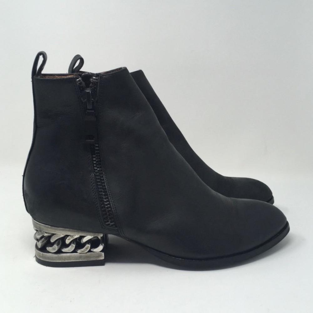 Jeffrey Campbell Boone Bootie Size 9